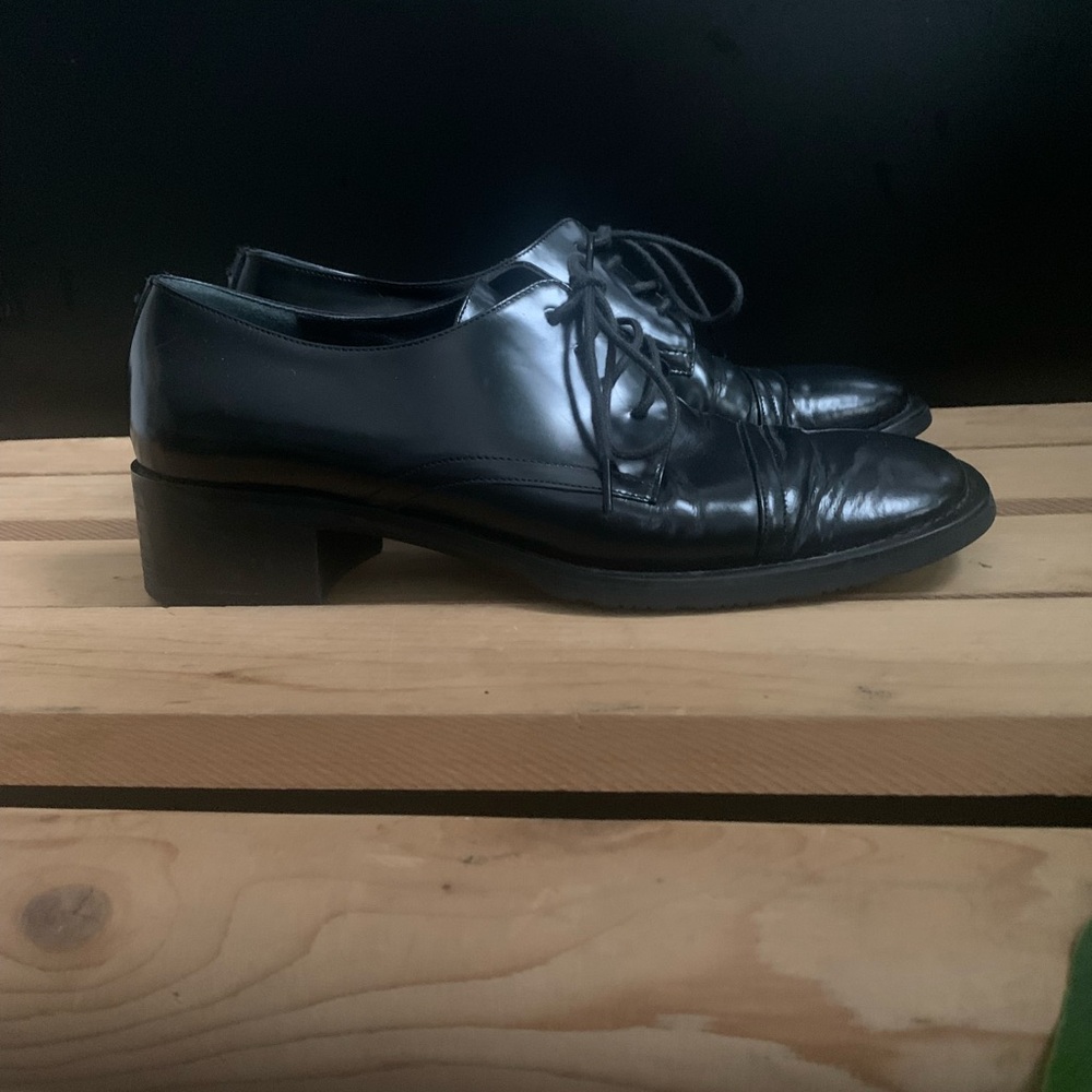 Via Spiga Classic Black Leather shoes.. Size 6 1/2. - Picture 3 of 11